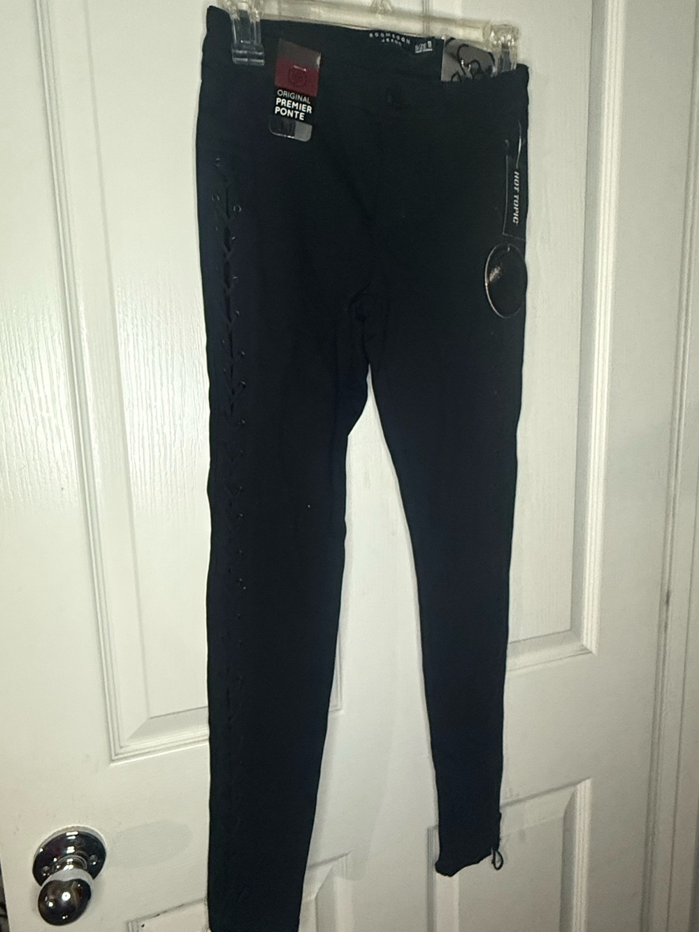 Boom Boom Jeans Black Women’s Lace-Up side Skinny Jeans